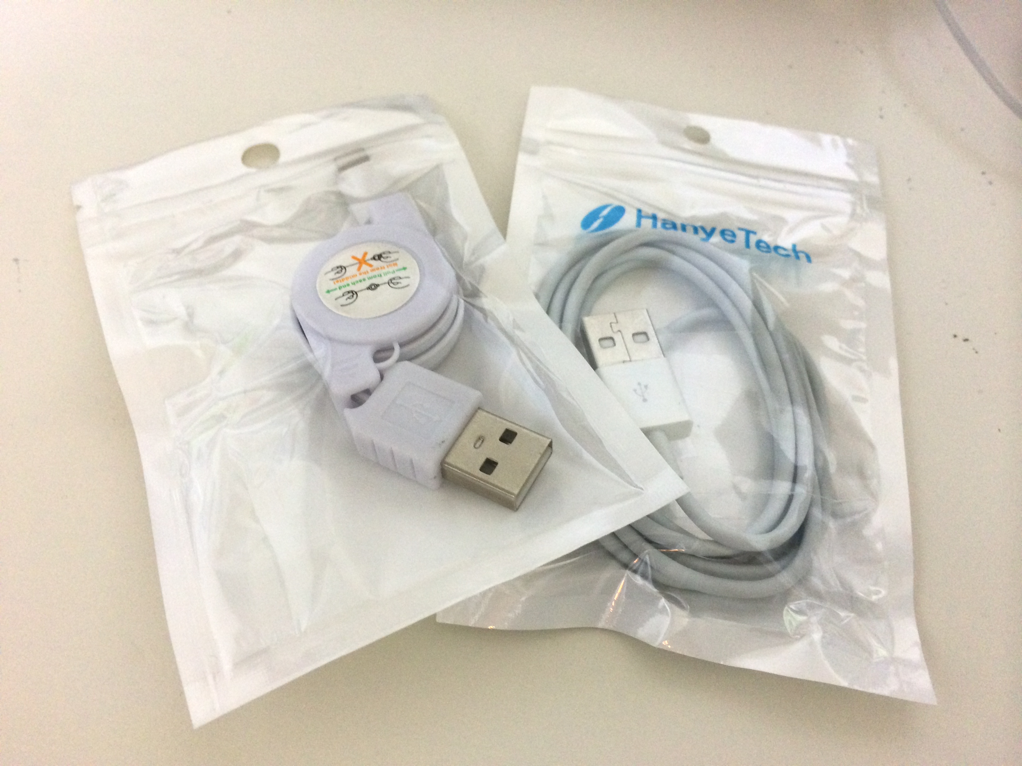 激安Lightning(ライトニング) – USB ケーブル買ってみました。＞使えました！